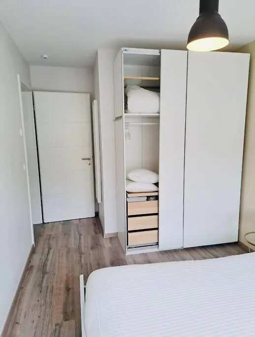 New One Bedroom Flat- Terrace & Parking Luxemburg Apartment