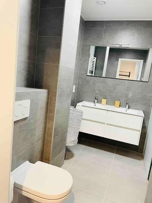 New One Bedroom Flat- Terrace & Parking Luxemburg Luxemburg